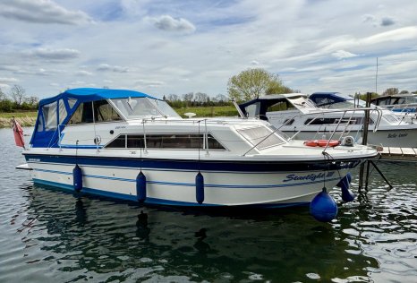 Fairline Mirage 29 soft top - image